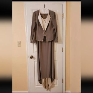 Mon Cheri Long Formal Dress/Jacket Set Size 16, Gorgeous Cream & Taupe